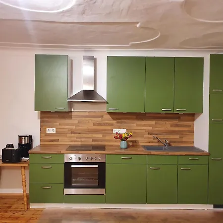 Gasthof Gruner Baum Inn