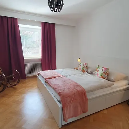 Gruener Baum Kirchberg am Wechsel