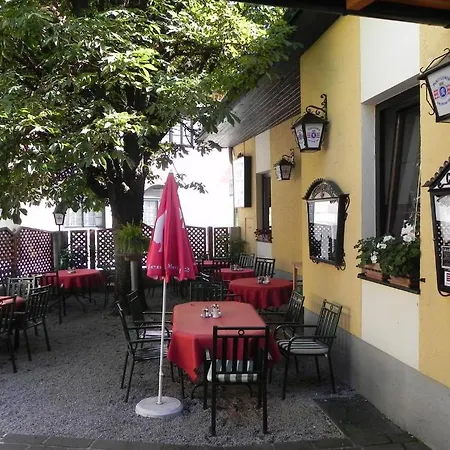 Fogadó Gruener Baum Kirchberg am Wechsel