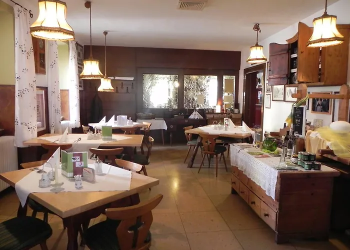 Grüner Baum Inn Kirchberg am Wechsel